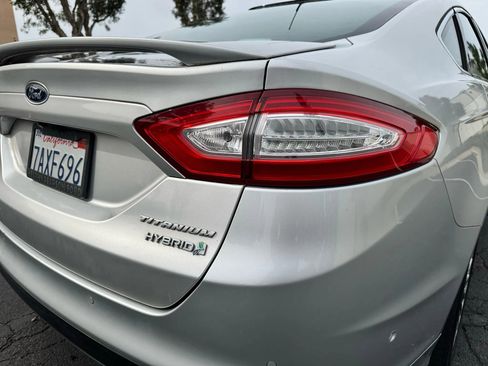 Used 2013 Ford Fusion Titanium image 13