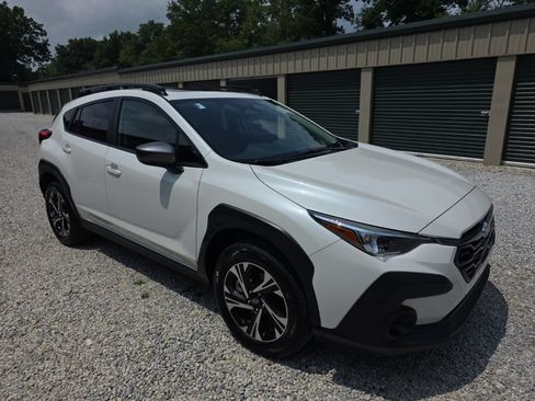 Used 2025 Subaru Crosstrek 2.5i Premium AWD/4WD image 9