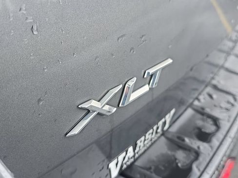 Certified 2024 Ford Explorer XLT w/ Equipment Group 202A AWD/4WD image 7