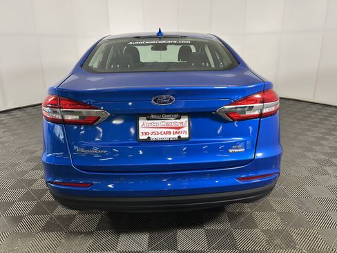 Used 2020 Ford Fusion SE FWD image 6