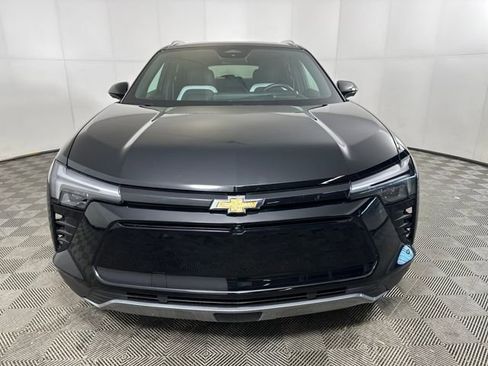 Used 2024 Chevrolet Blazer EV LT image 8