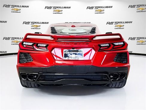 Used 2024 Chevrolet Corvette Stingray Preferred Cpe w/ Z51 Performance Package image 6