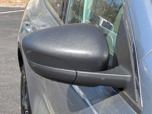 Used 2022 Ford Escape SE image 11