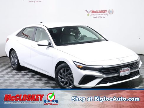 Used 2024 Hyundai Elantra SEL FWD image 1