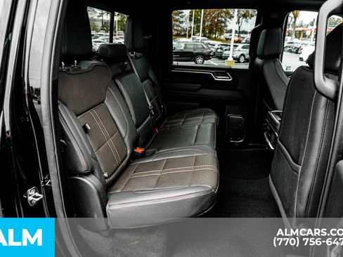 Used 2024 Chevrolet Silverado 3500 High Country image 24