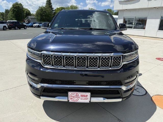 Used 2024 Jeep Grand Wagoneer L 4WD image 4