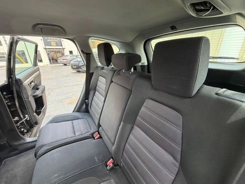 Used 2019 Honda CR-V LX image 12