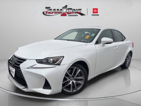 Used 2019 Lexus IS 300 image 7