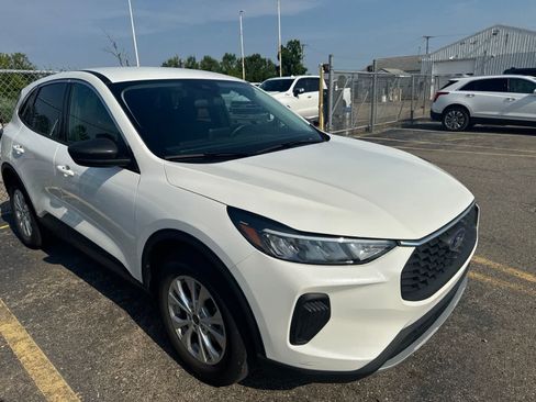 Used 2023 Ford Escape Active AWD/4WD image 23