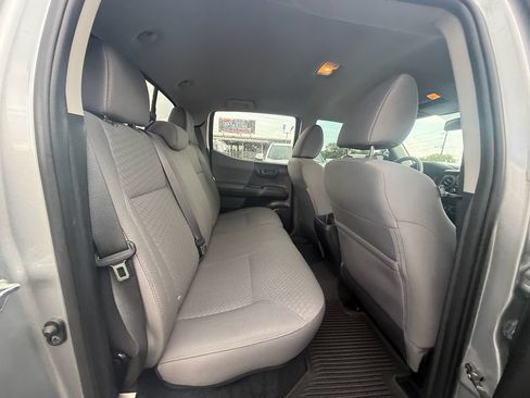Used 2022 Toyota Tacoma SR AWD/4WD image 21