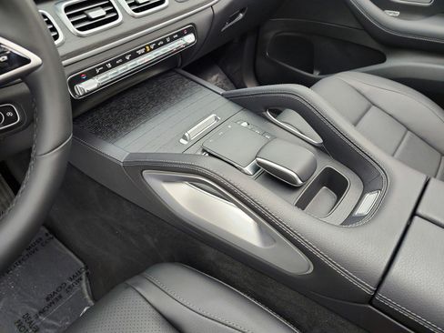 Certified 2024 Mercedes-Benz GLE 350 4MATIC image 11