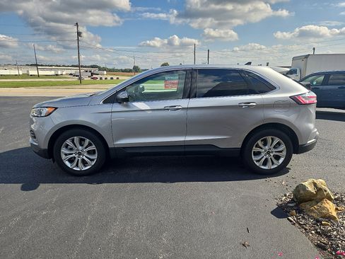 Certified 2024 Ford Edge Titanium image 7