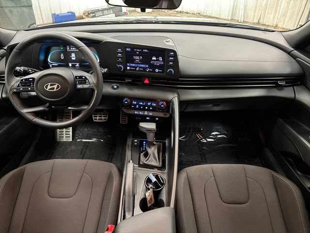 Certified 2026 Hyundai Elantra Sport w/ Cargo Package FWD image 12