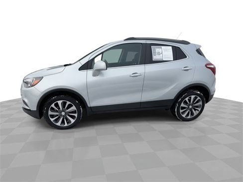 Certified 2022 Buick Encore Preferred w/ Safety Package image 5
