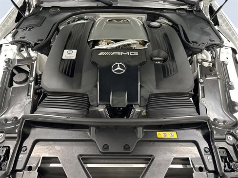 Used 2022 Mercedes-Benz SL 55 AMG 4MATIC image 11