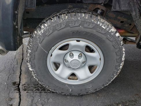 Used 2013 Toyota Tacoma image 20