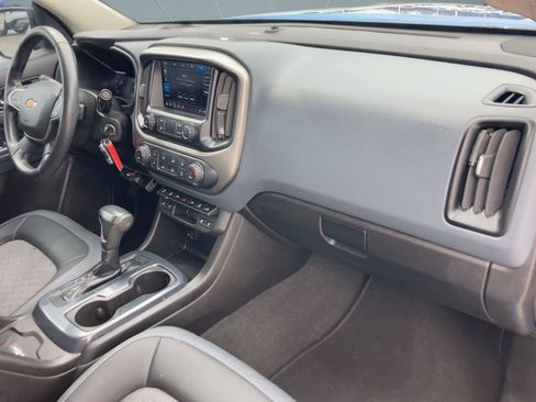 Used 2021 Chevrolet Colorado Z71 w/ Safety Package image 22