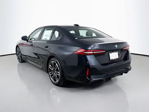 New 2026 BMW 530i xDrive w/ M Sport Package AWD/4WD image 5