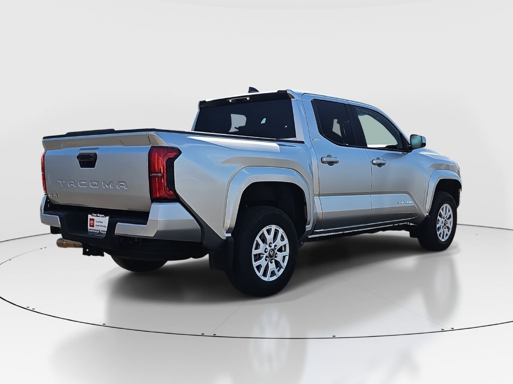Certified 2025 Toyota Tacoma SR5 AWD/4WD image 5