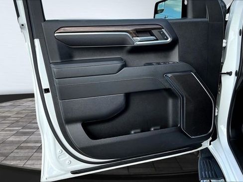 Used 2023 Chevrolet Silverado 1500 LT w/ Protection Package image 22