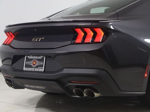 Used 2024 Ford Mustang GT Premium RWD image 61