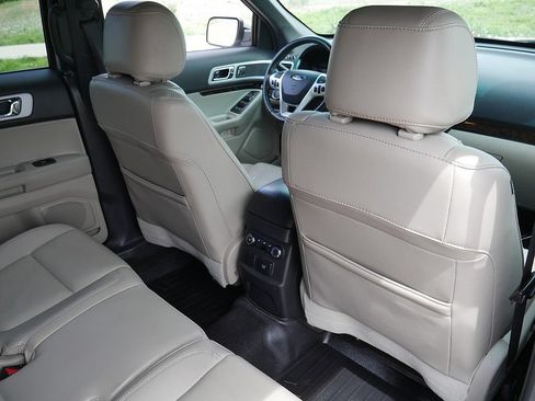 Used 2014 Ford Explorer Limited w/ Equipment Group 301A AWD/4WD image 60