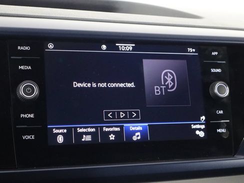 Used 2023 Volkswagen Taos SE FWD image 33