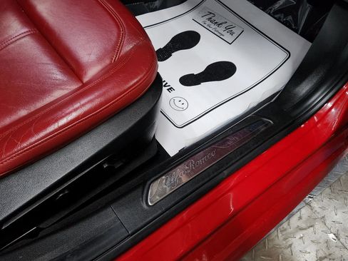 Used 2017 Alfa Romeo Giulia Ti image 16