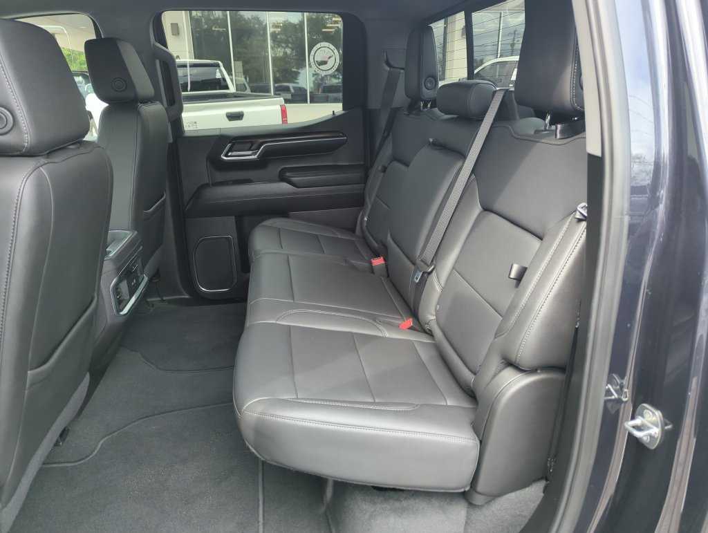 Used 2024 GMC Sierra 1500 SLT RWD image 27
