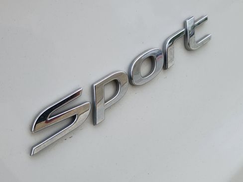 Used 2015 Hyundai Santa Fe Sport w/ Option Group 02 FWD image 14