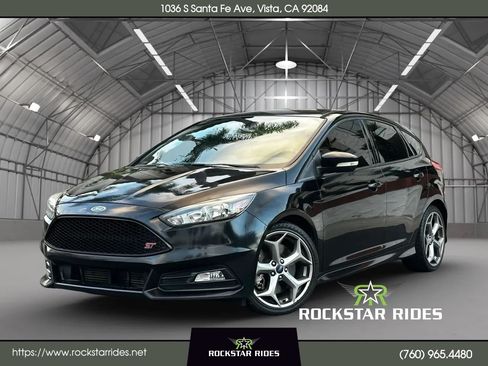 Used 2016 Ford Focus ST FWD image 1