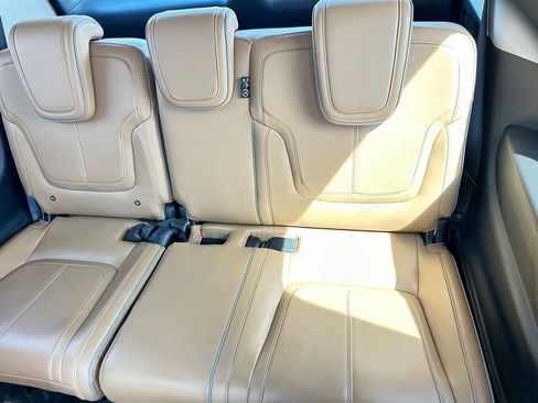 Used 2025 INFINITI QX80 Sensory AWD/4WD image 14