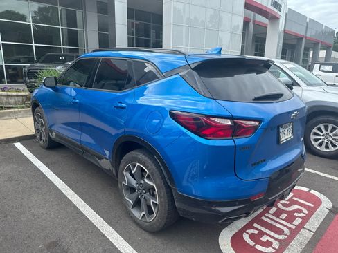 Used 2021 Chevrolet Blazer RS w/ Enhanced Convenience Package FWD image 6