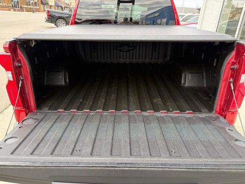 Used 2021 Chevrolet Silverado 1500 RST image 19