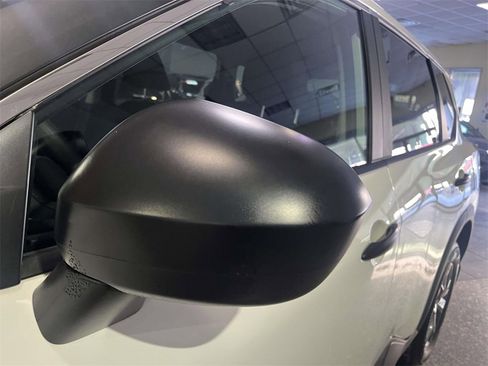 Used 2025 Nissan Rogue S image 11