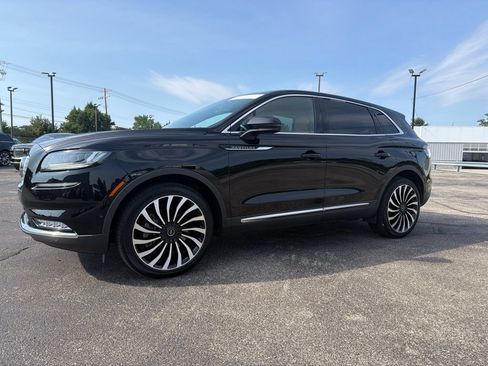 Used 2023 Lincoln Nautilus Black Label w/ Class II Trailer Tow Package AWD/4WD image 4