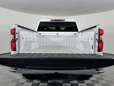 New 2025 Chevrolet Silverado 1500 LT image 9