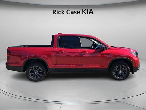 Used 2025 Honda Ridgeline Sport image 4