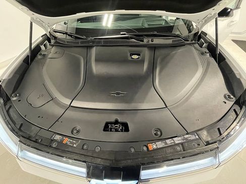 Used 2024 Chevrolet Blazer EV RS image 36