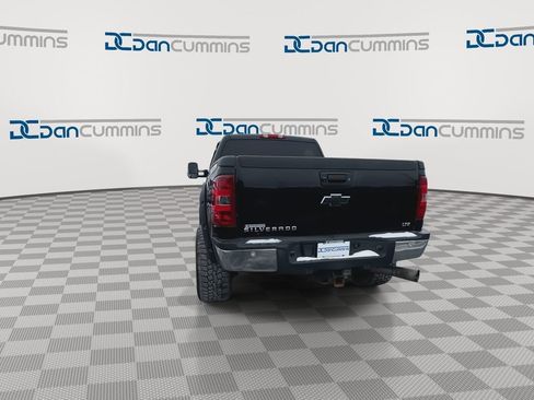 Used 2013 Chevrolet Silverado 2500 LT w/ Custom Sport Truck Package image 7