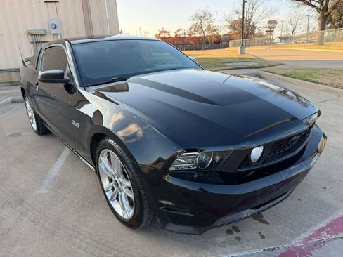 Used 2012 Ford Mustang GT Premium w/ Security Pkg image 3