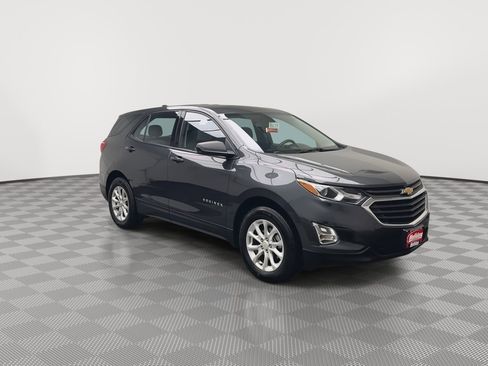 Used 2018 Chevrolet Equinox LS image 29