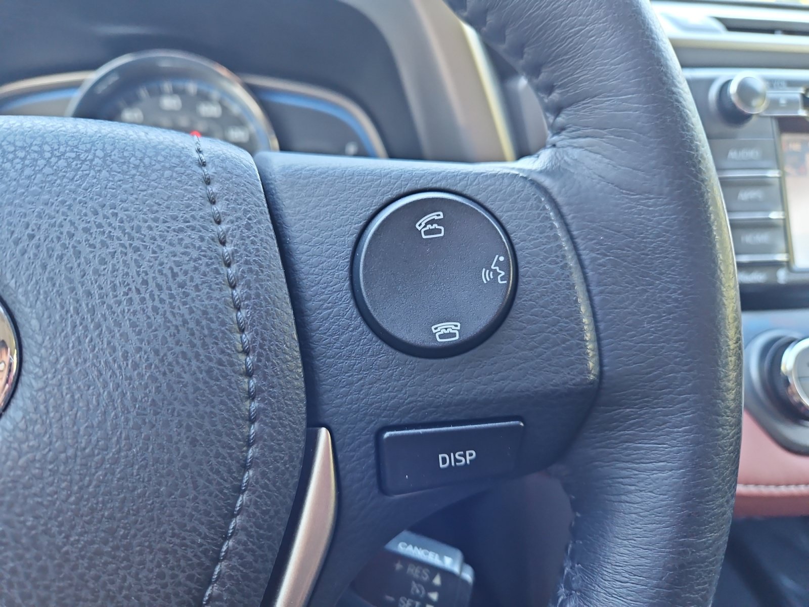 Used 2014 Toyota RAV4 Limited AWD/4WD image 26