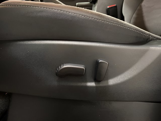 Certified 2024 Nissan Frontier SV AWD/4WD image 12