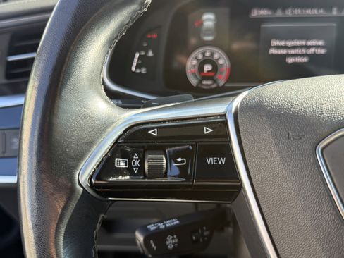 Used 2023 Audi A6 Premium image 19