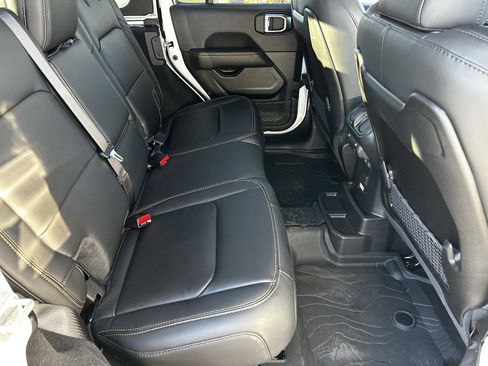 Used 2025 Jeep Wrangler Unlimited Rubicon 392 image 12