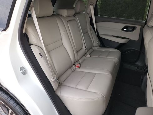 Certified 2023 Nissan Rogue SL w/ SL Premium Package image 14