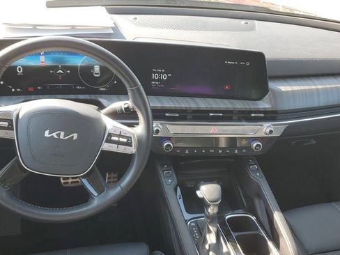 Used 2025 Kia Telluride SX image 16