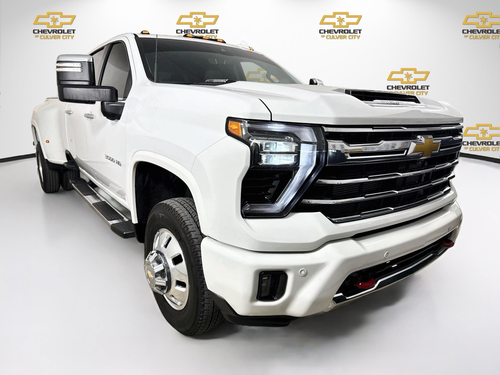 Used 2024 Chevrolet Silverado 3500 LTZ w/ LTZ Plus Package AWD/4WD image 1