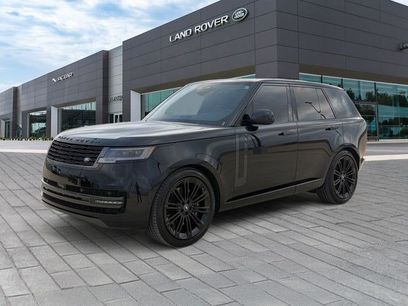 Used 2025 Land Rover Range Rover SE